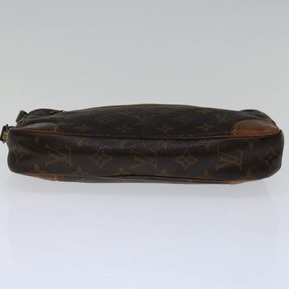 Pre Loved louis vuitton Women Monogram Clutches - Picture 6 of 8